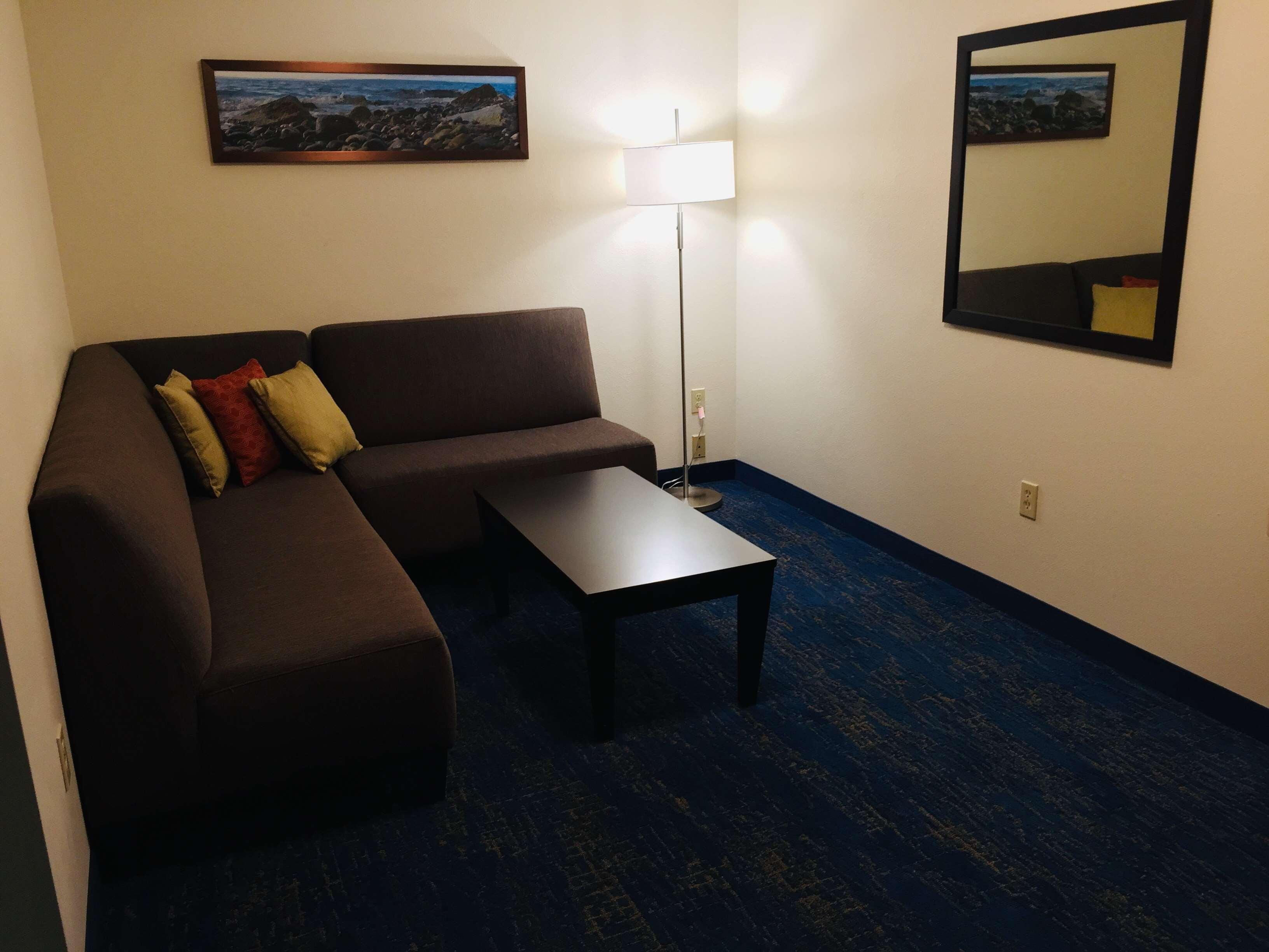 Best Western Plus Executive Hotel & Suites Sulphur Exterior photo