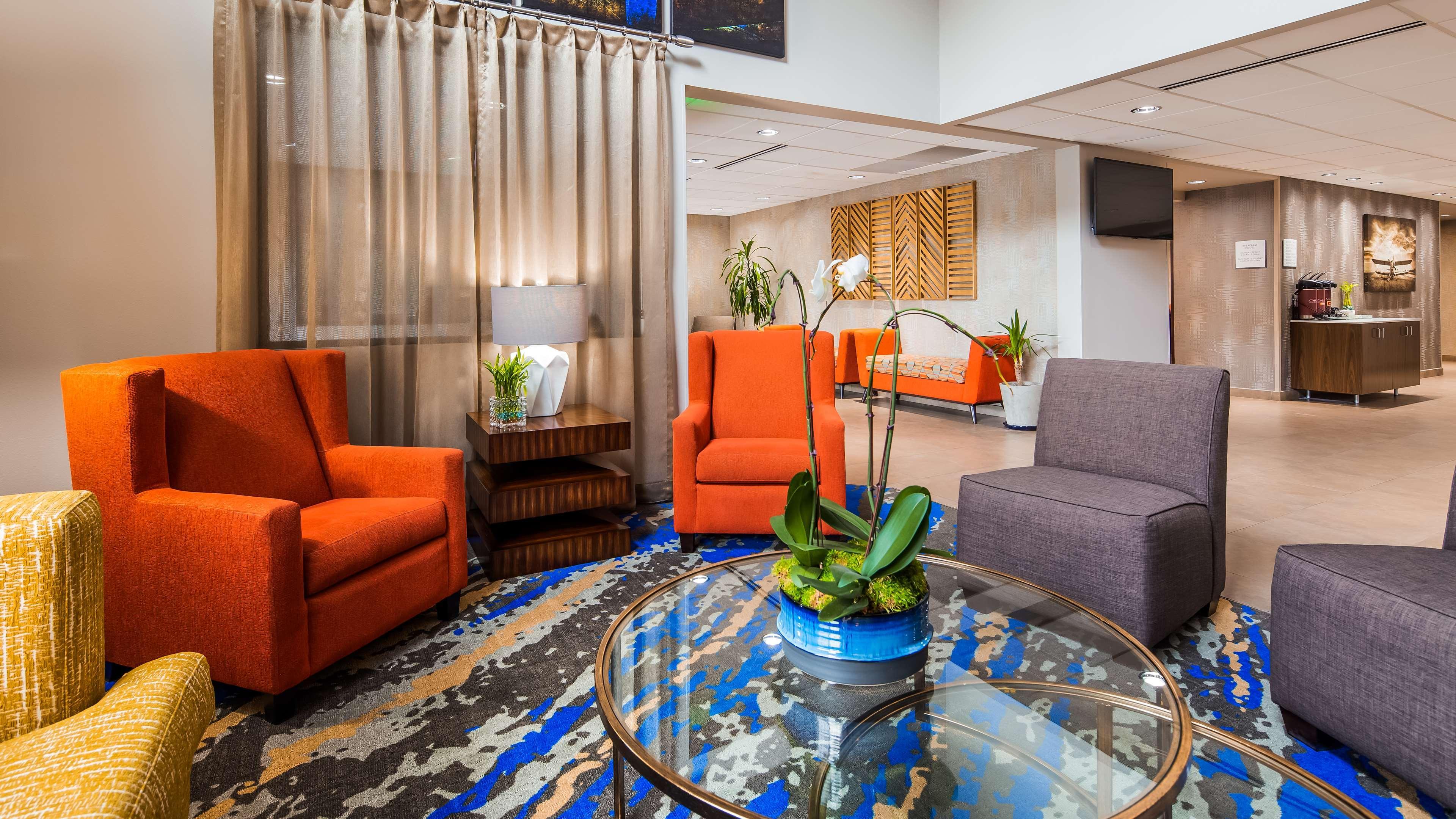 Best Western Plus Executive Hotel & Suites Sulphur Exterior photo