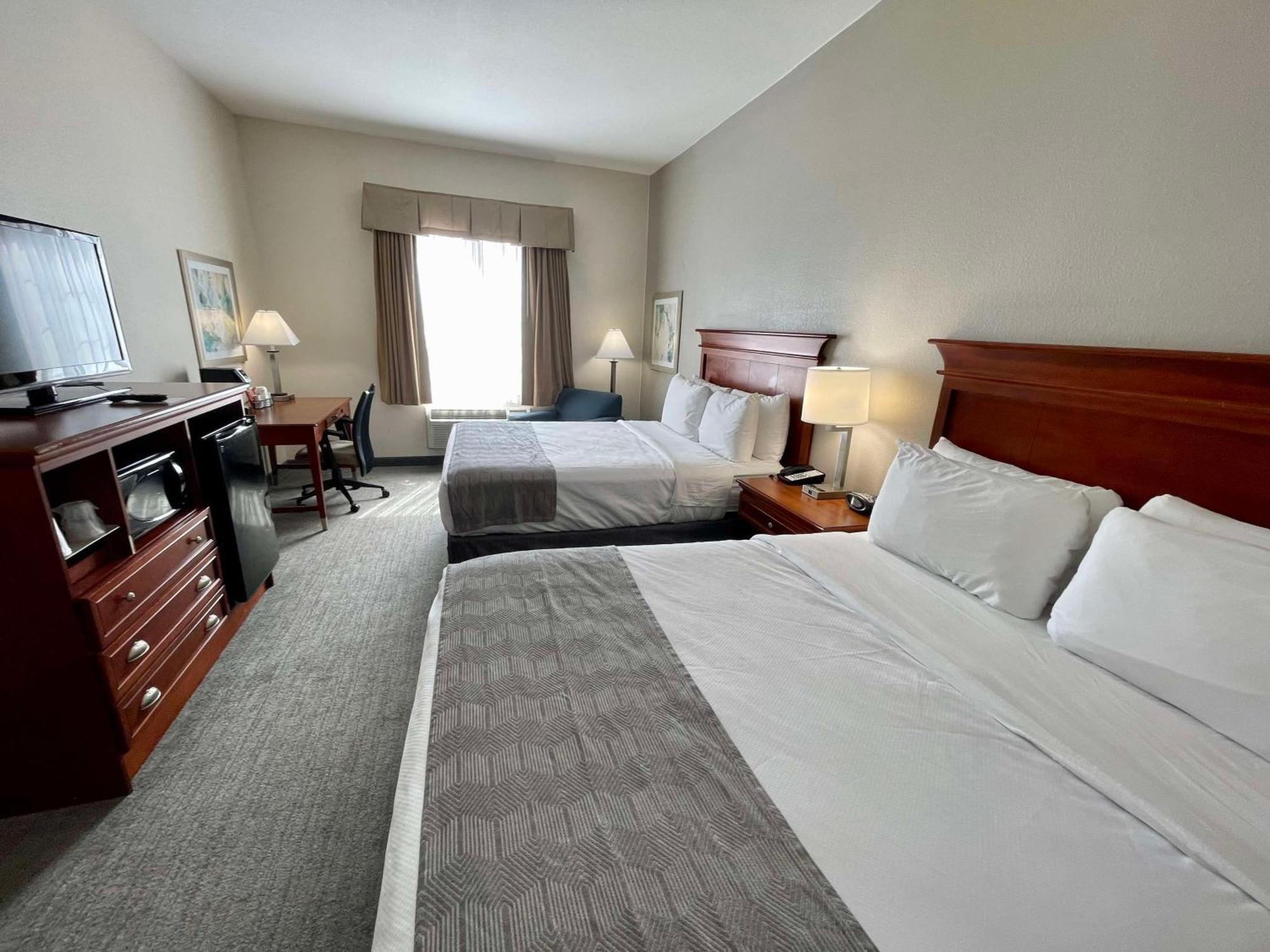Best Western Plus Executive Hotel & Suites Sulphur Exterior photo