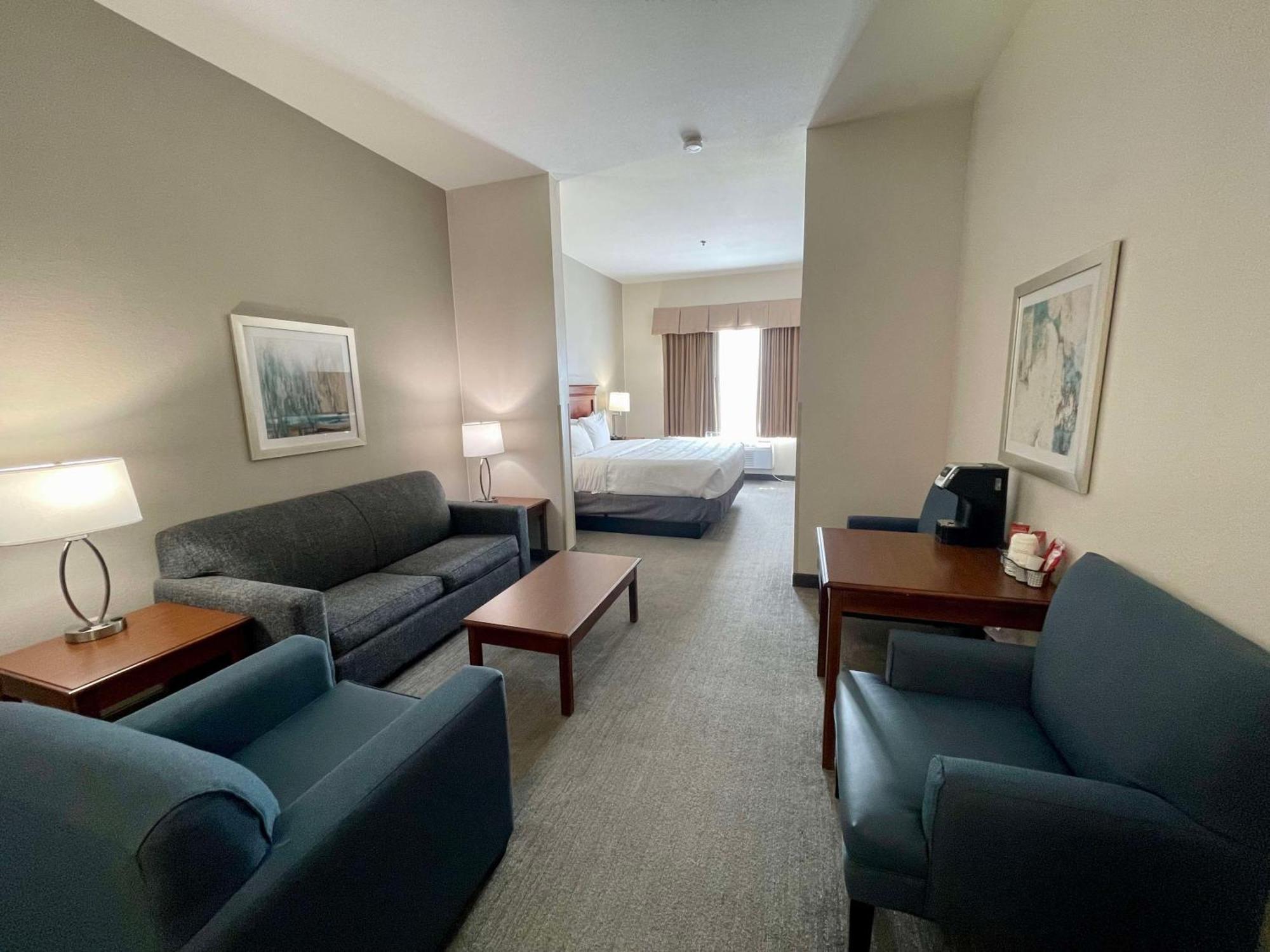 Best Western Plus Executive Hotel & Suites Sulphur Exterior photo